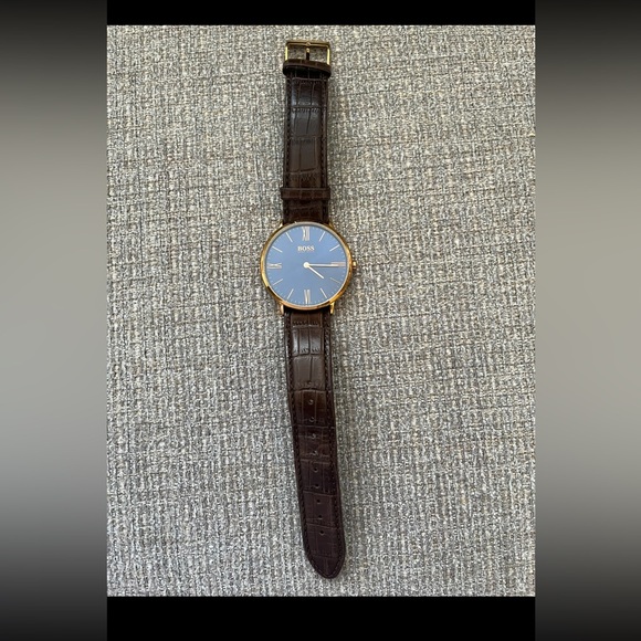 Hugo  Boss brown leather watch - Picture 11 of 14